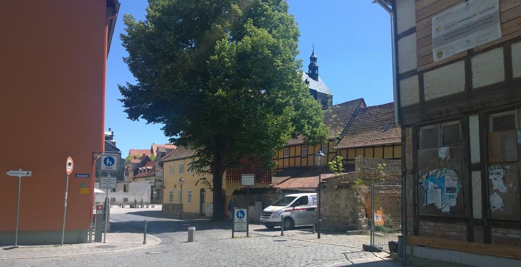 Das Nest In Кведлинбург Екстериор снимка